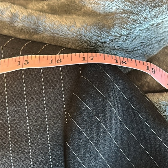 Kasper Women's Dark Pinstripe Blazer - Picture 7 of 7